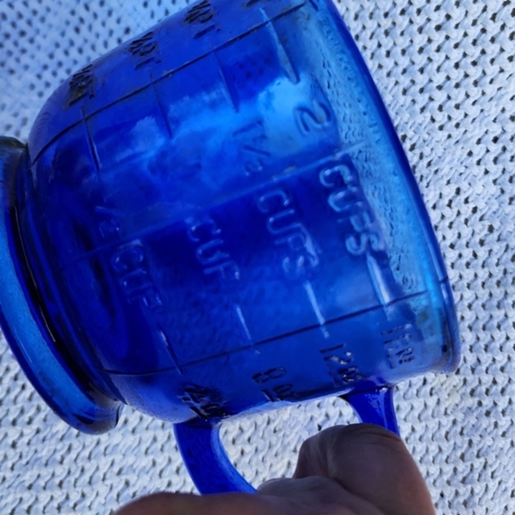 Vintage Cobalt Blue Glass Measuring cup - Picture 4 of 8